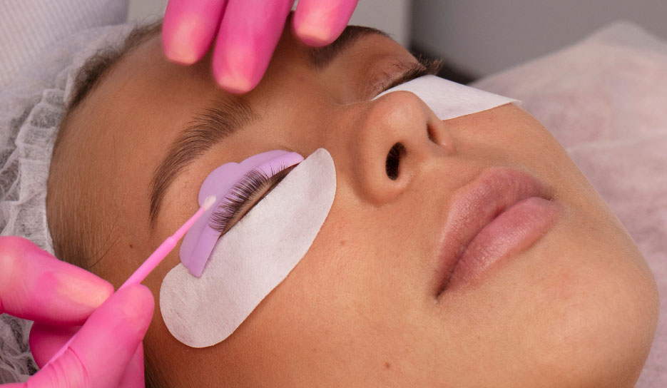Lash Lifting